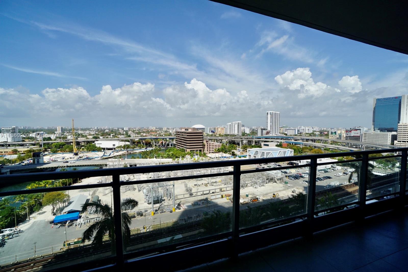 92 SW 3rd St Unit: 1707