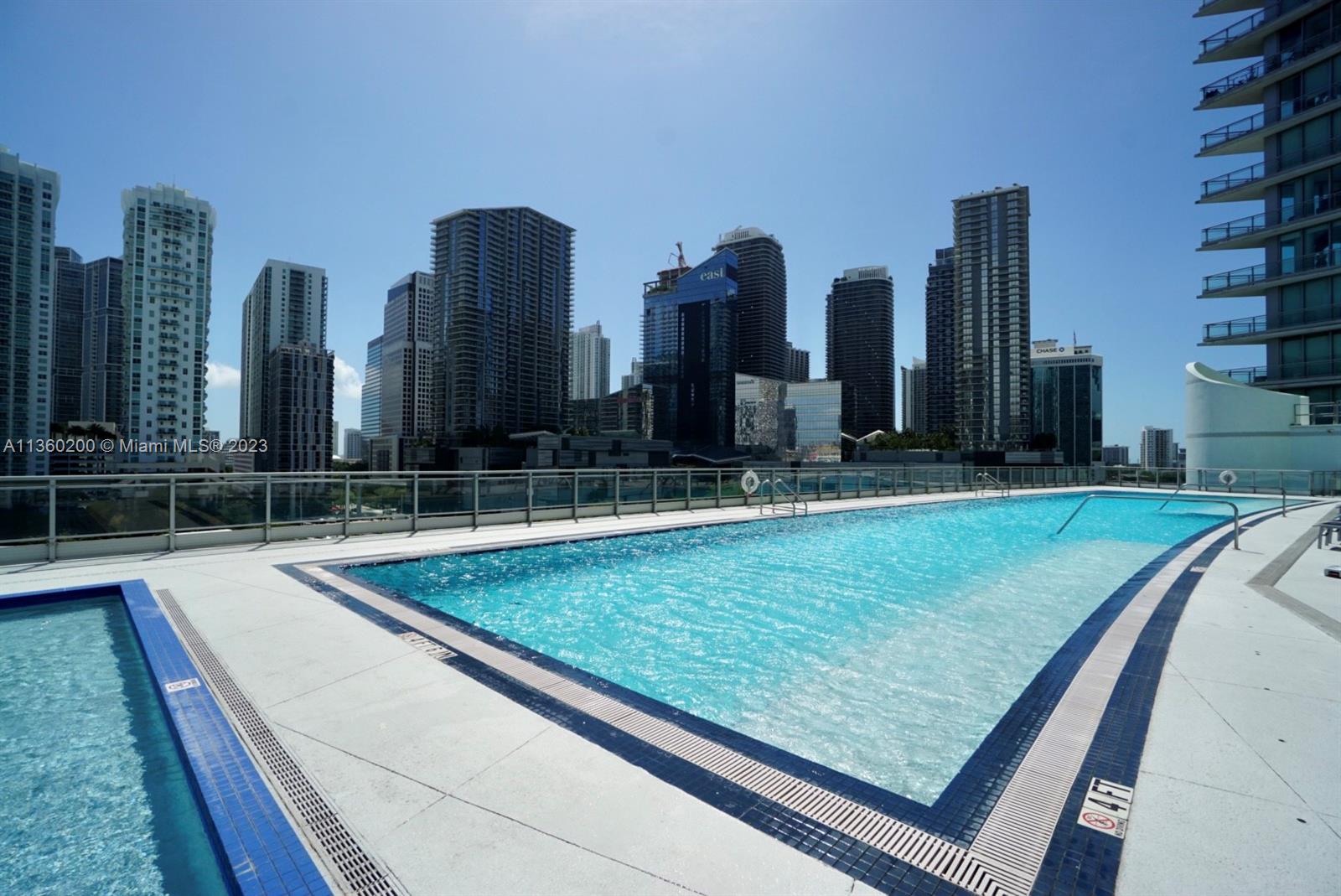 92 SW 3rd St Unit: 1707