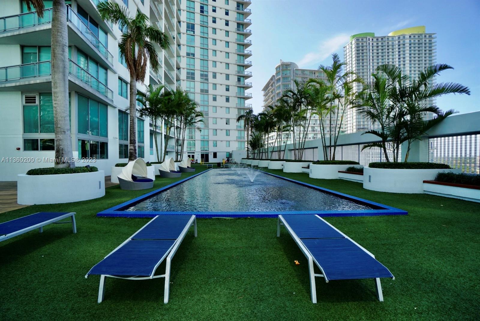 92 SW 3rd St Unit: 1707
