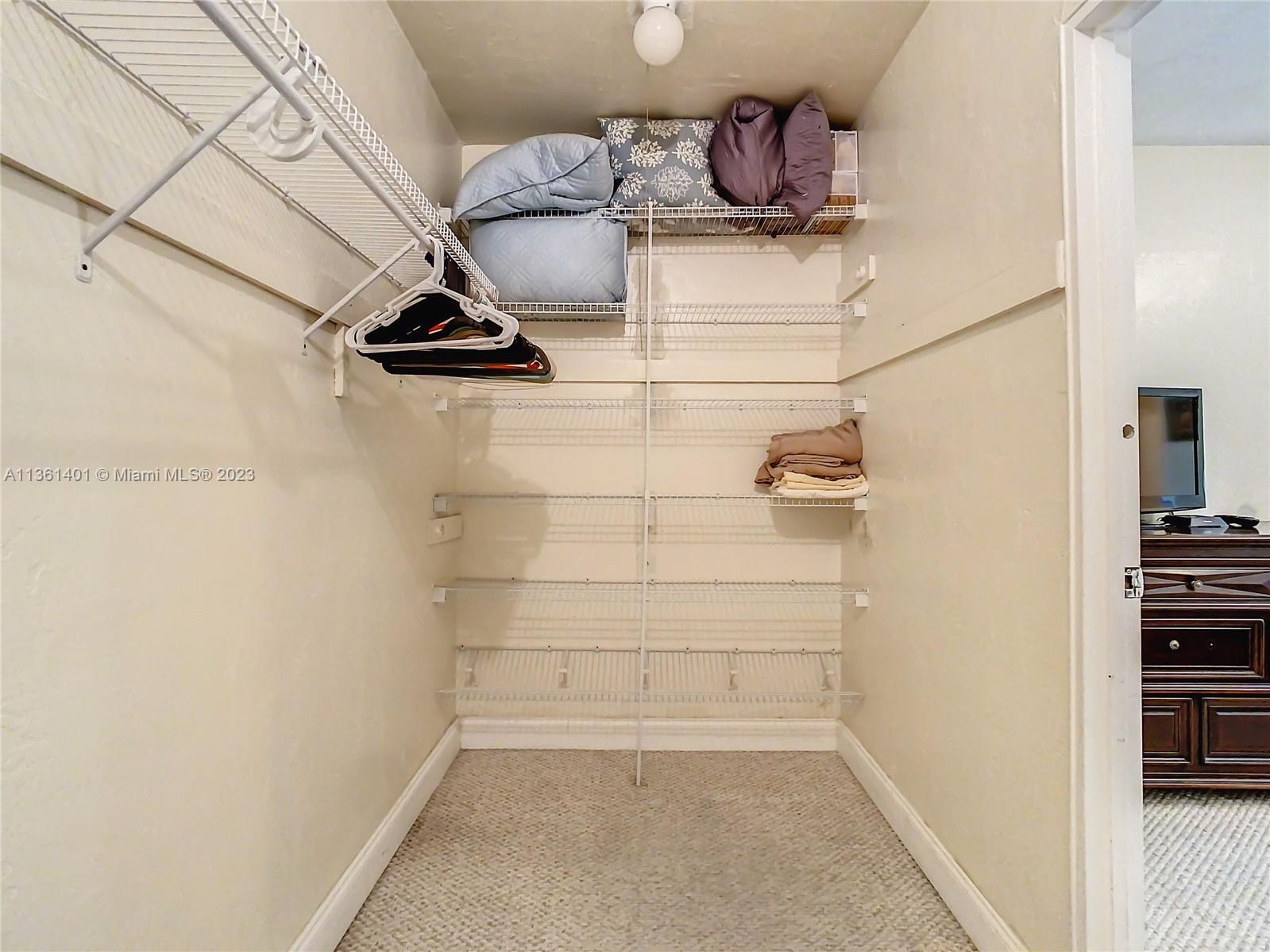 10185 Collins Ave Unit: 616