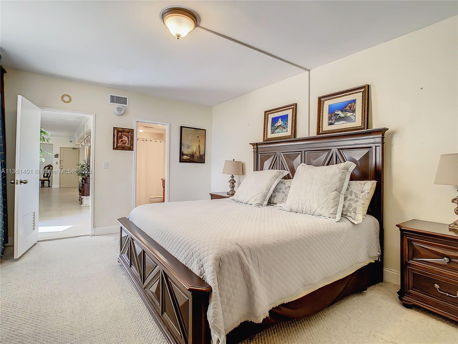 10185 Collins Ave Unit: 616