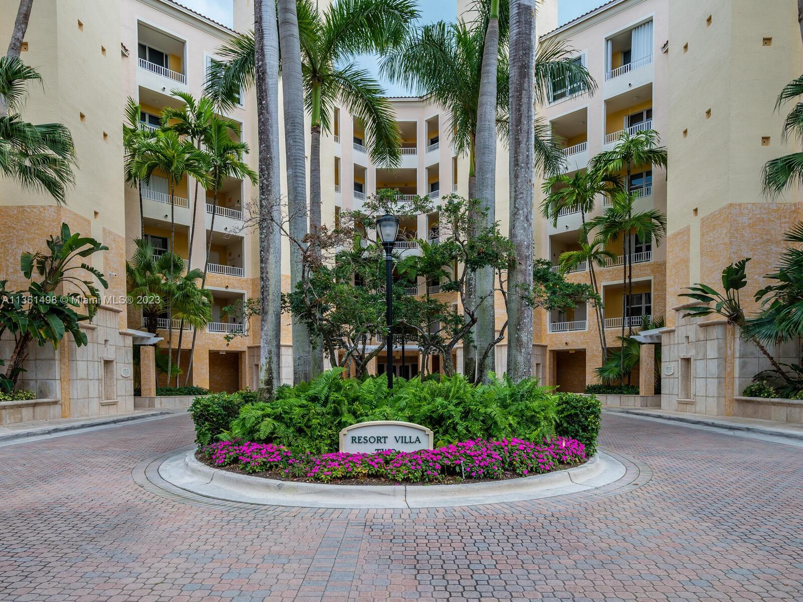 715 Crandon Blvd Unit: 405