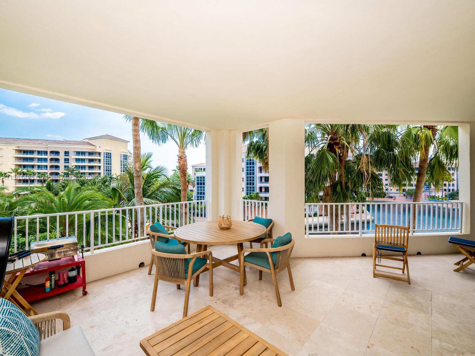 715 Crandon Blvd Unit: 405