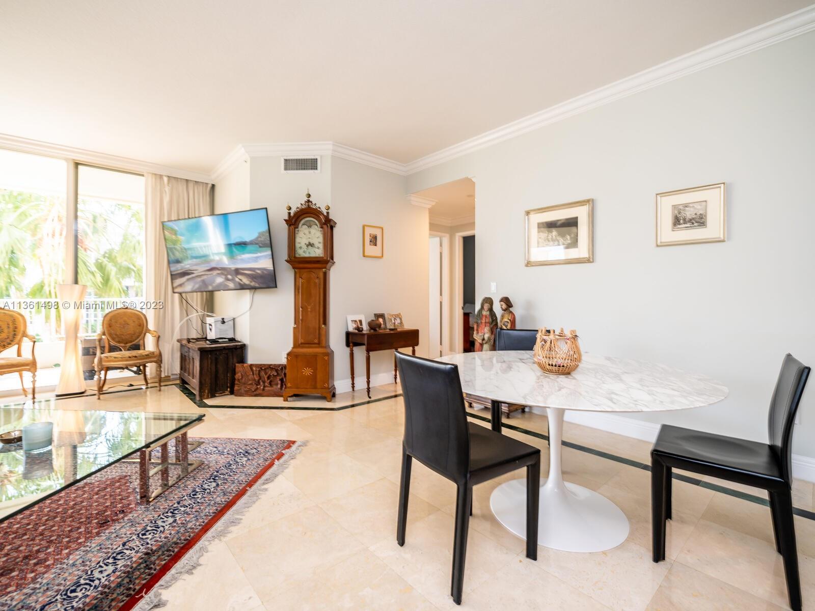 715 Crandon Blvd Unit: 405