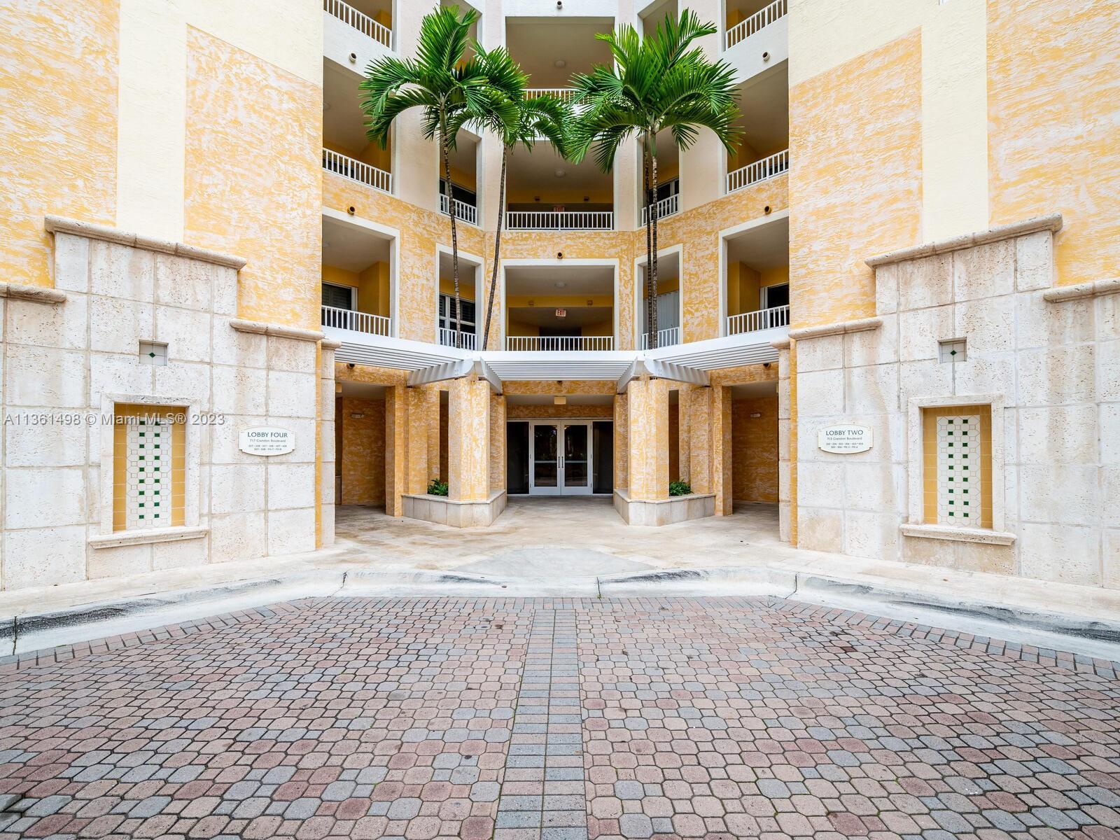 715 Crandon Blvd Unit: 405