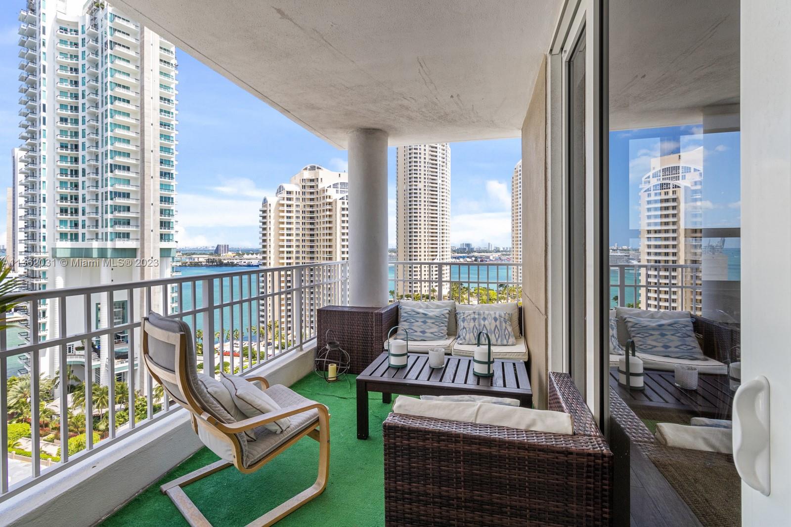 701 Brickell Key Blvd Unit: 2009