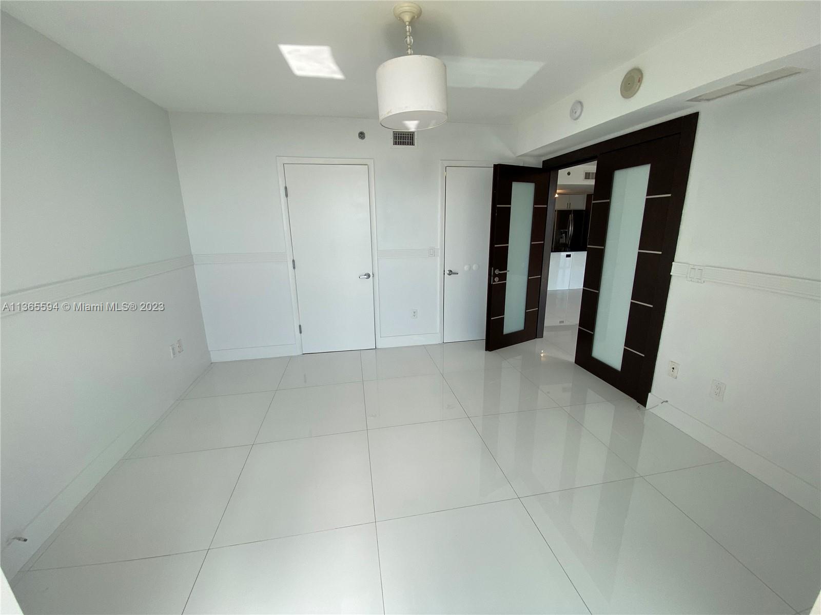 50 Biscayne Blvd Unit: 1408