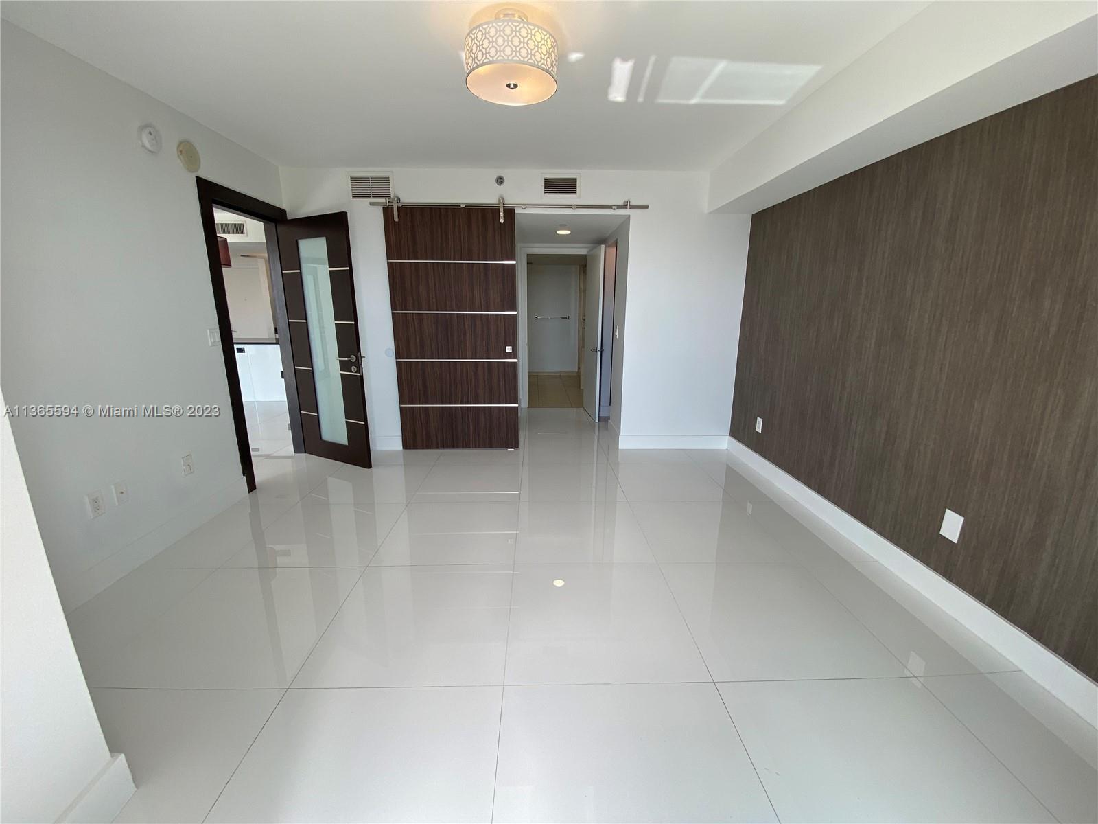50 Biscayne Blvd Unit: 1408