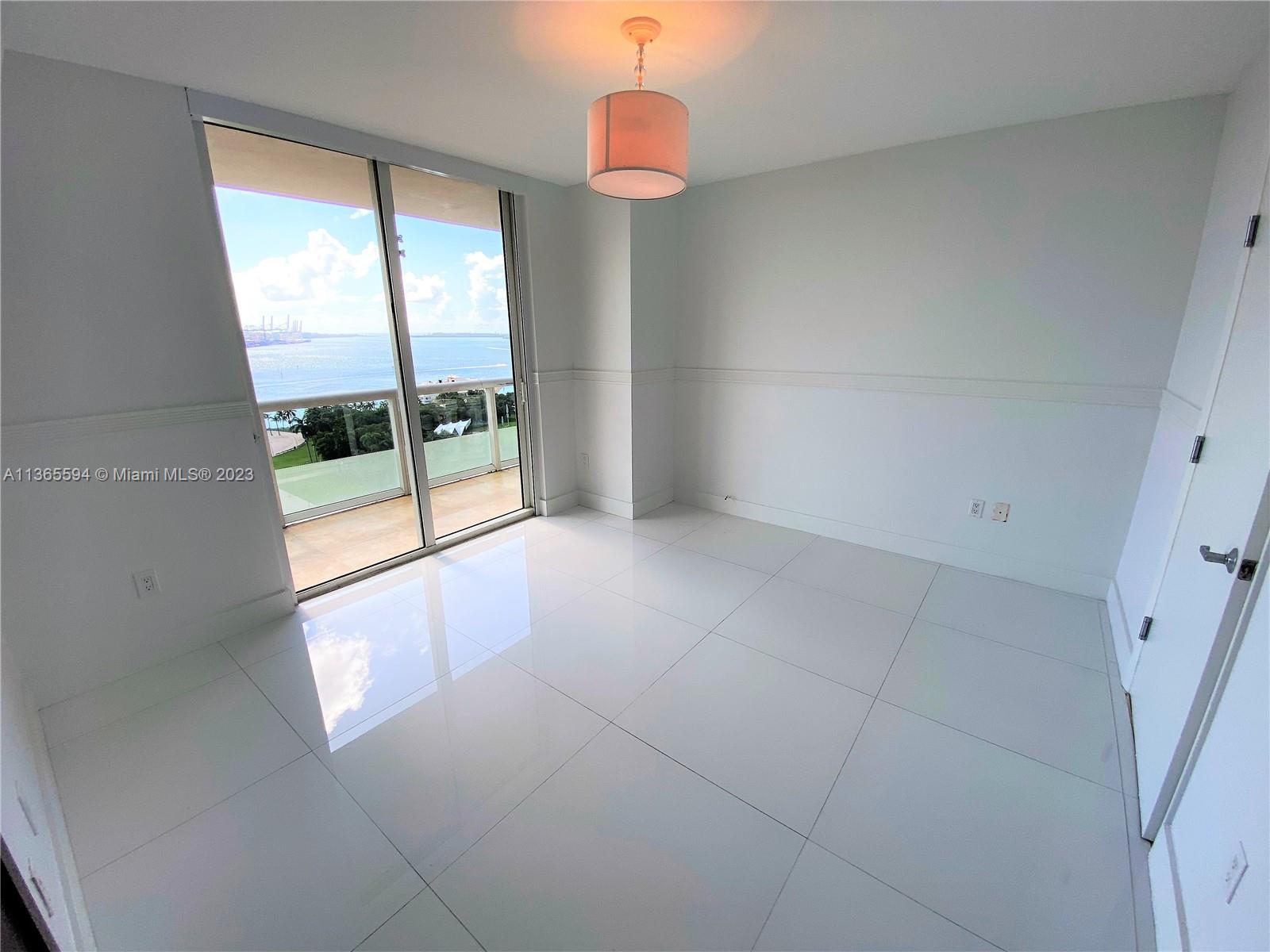 50 Biscayne Blvd Unit: 1408