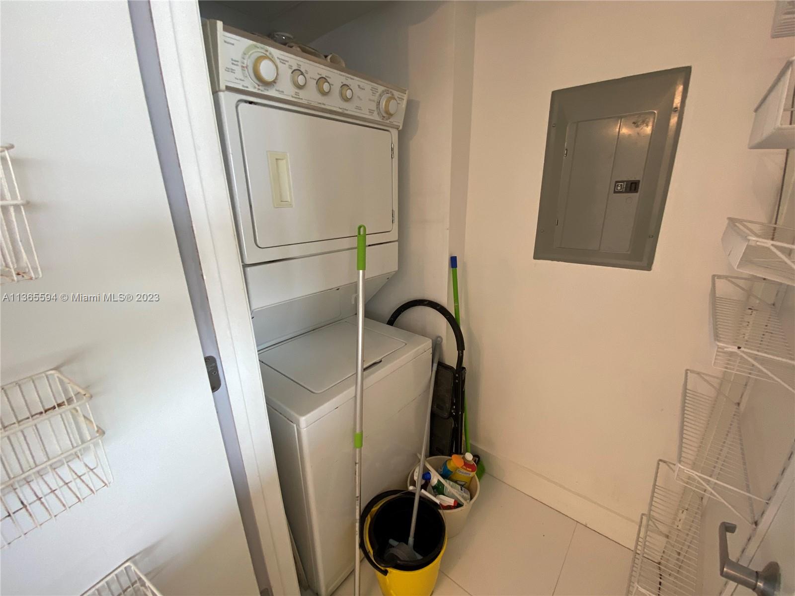 50 Biscayne Blvd Unit: 1408