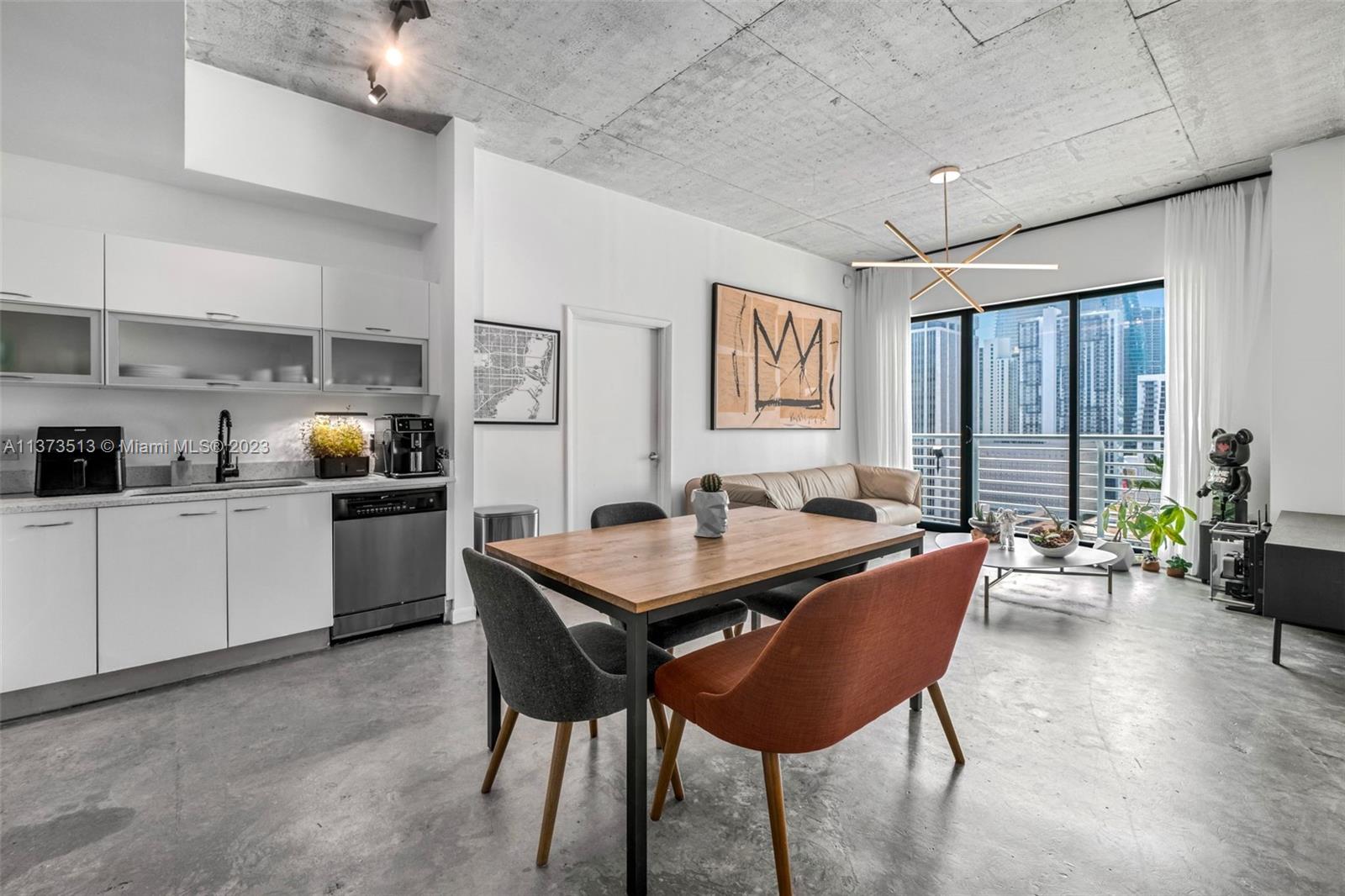133 NE 2nd Ave Unit: 2106