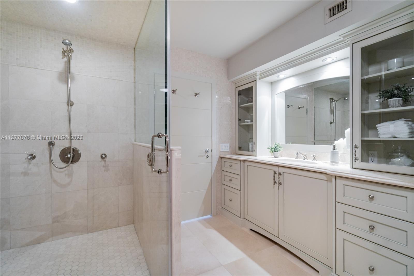 1500 S Ocean Dr Unit: 10H