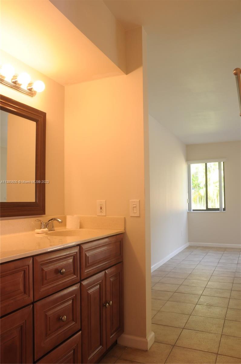 18623 SW 83 Pl Unit: 18623