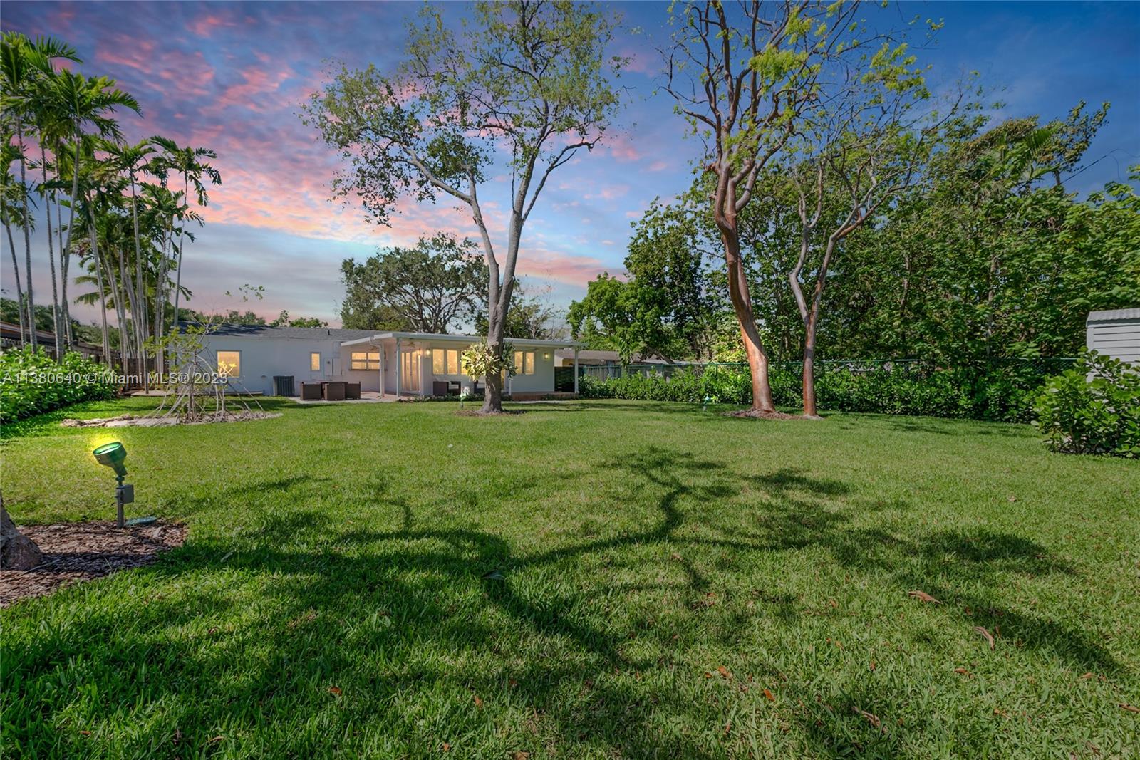 5841 SW 52 Ter