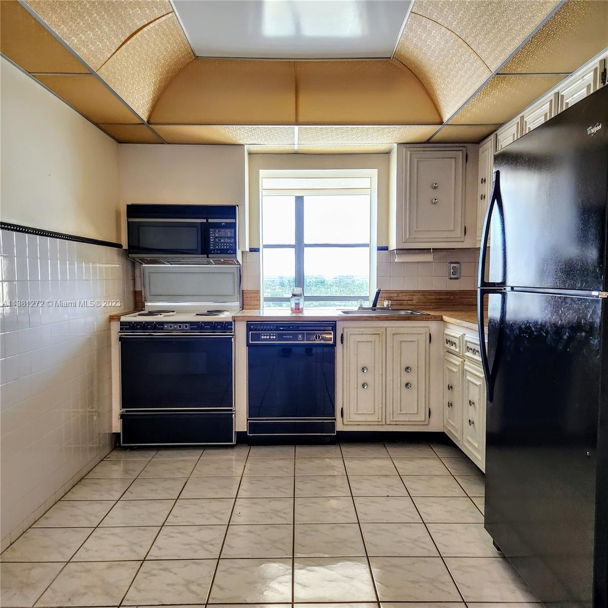 1000 Parkview Dr Unit: 801