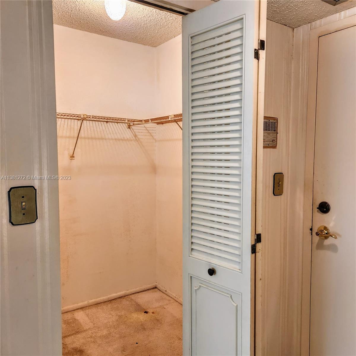 1000 Parkview Dr Unit: 801