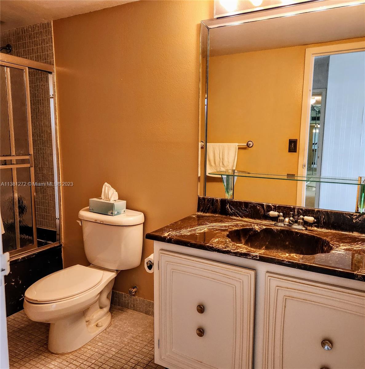 1000 Parkview Dr Unit: 801