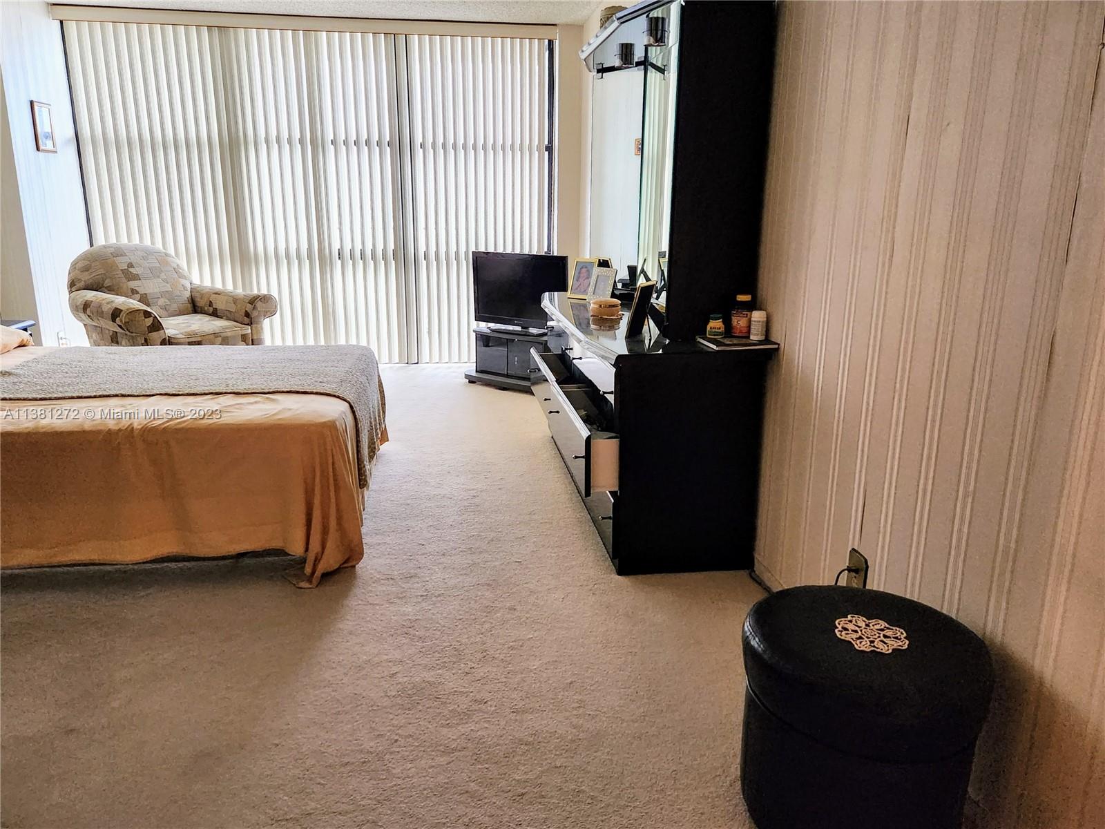 1000 Parkview Dr Unit: 801