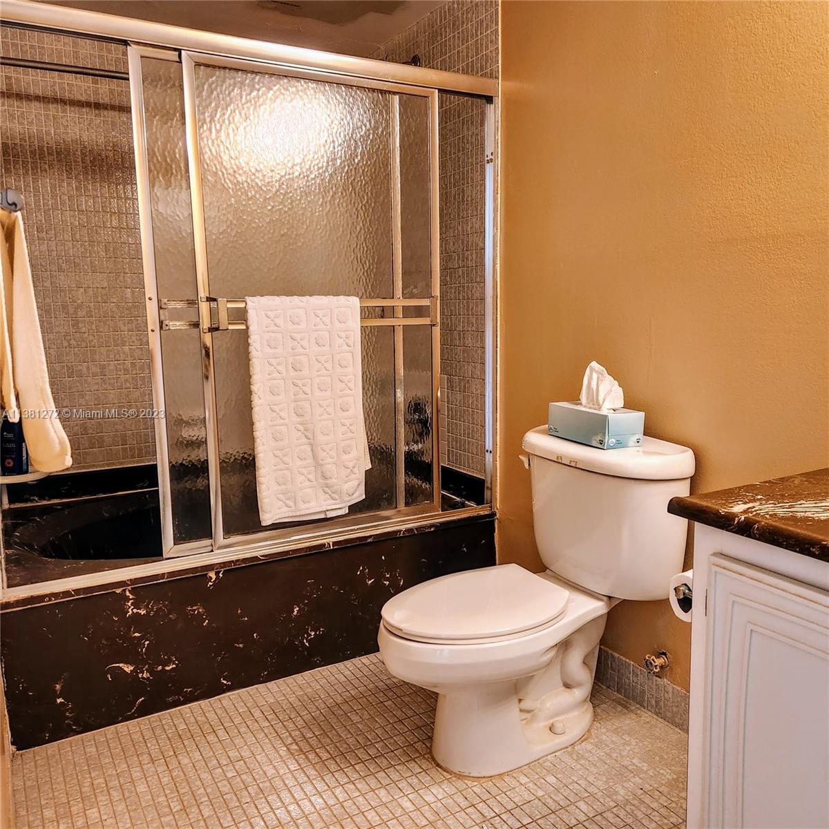 1000 Parkview Dr Unit: 801