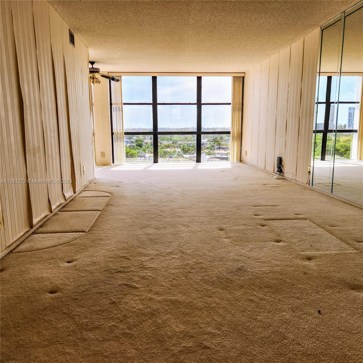 1000 Parkview Dr Unit: 801