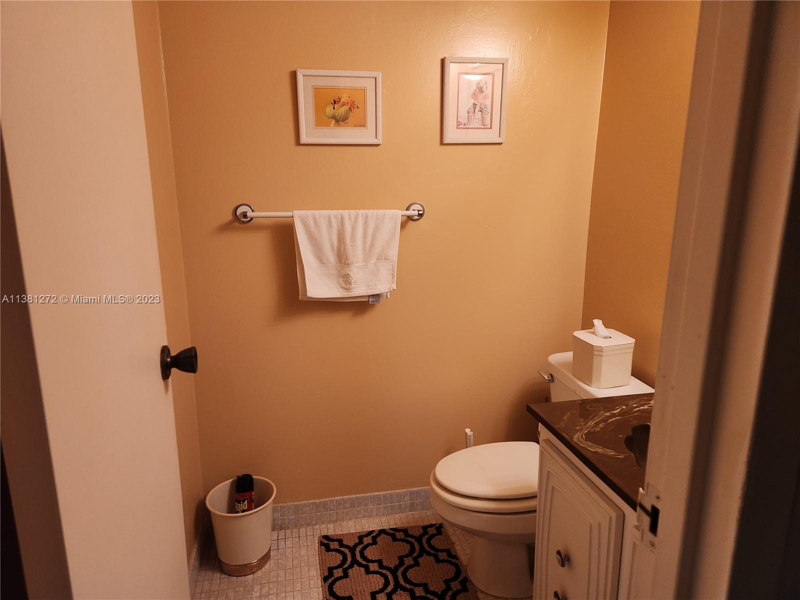 1000 Parkview Dr Unit: 801