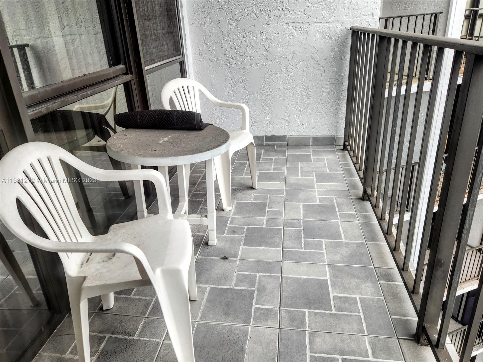 1000 Parkview Dr Unit: 801