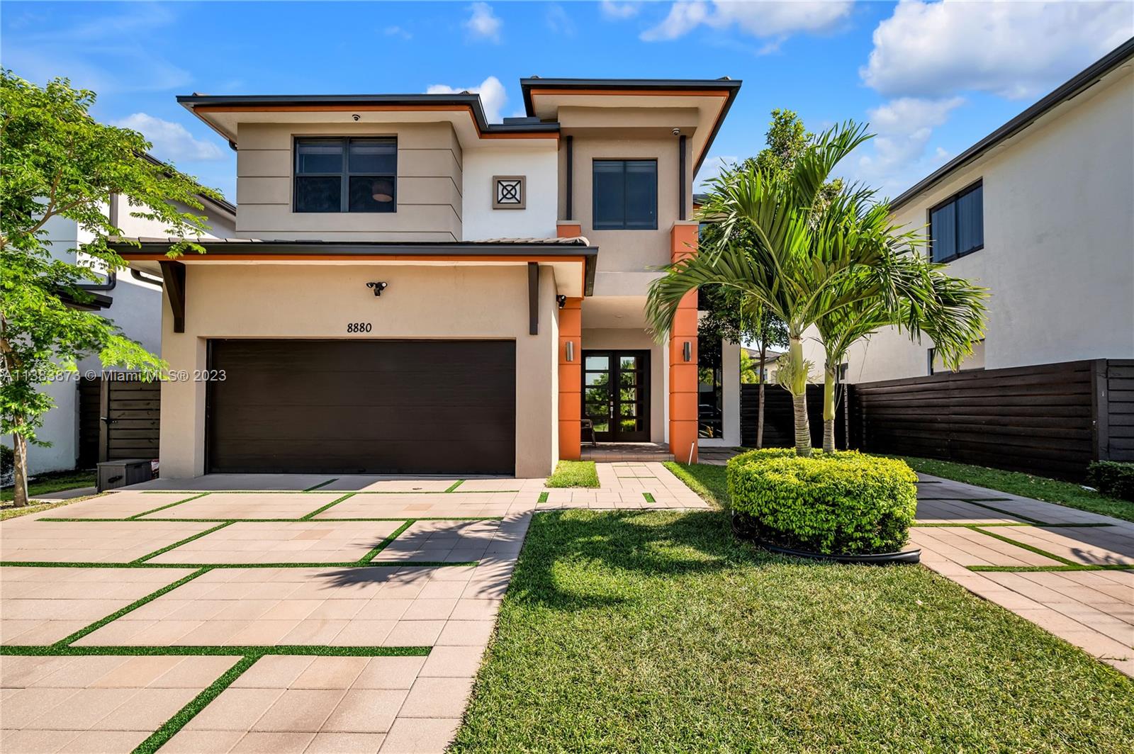 8880 NW 161st Ter