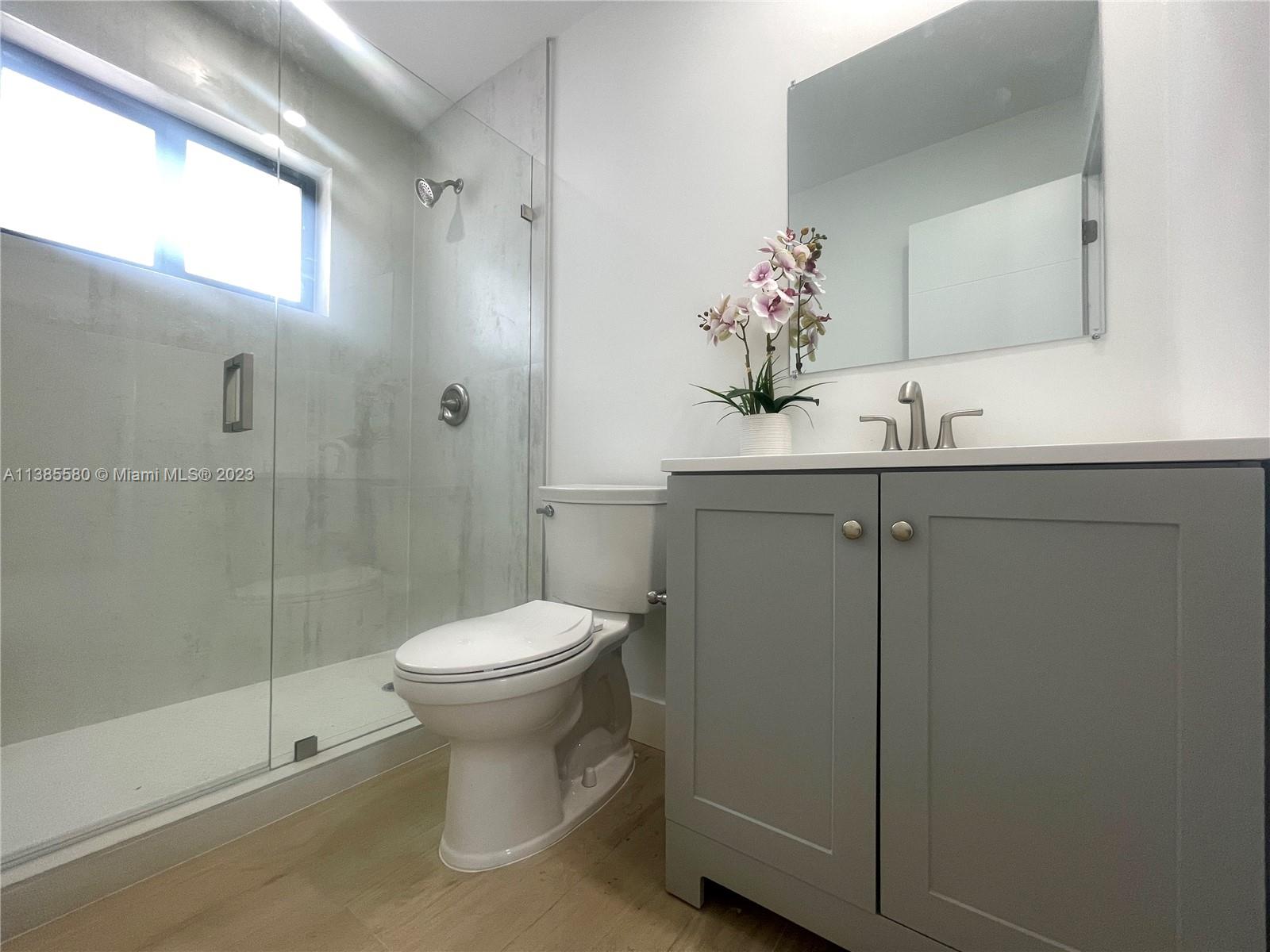 3143 SW 26th St Unit: 3143