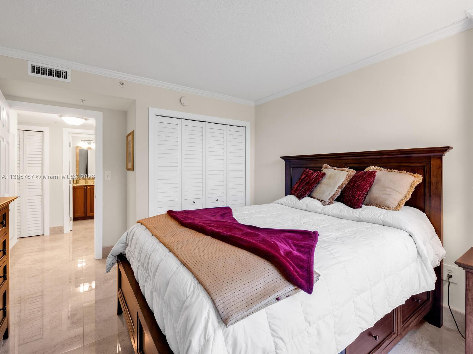 2951 S Bayshore Dr Unit: 510