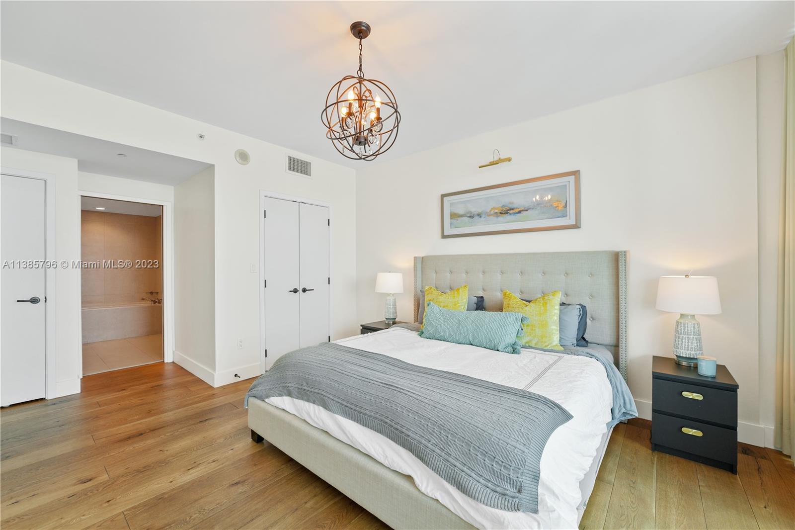 6799 Collins Ave Unit: 1506