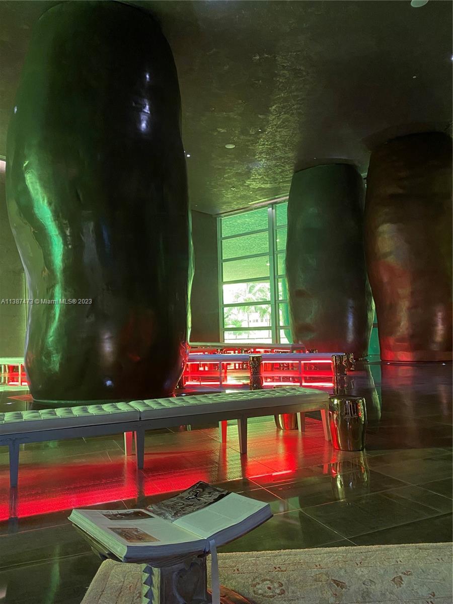 465 Brickell Ave Unit: 2006