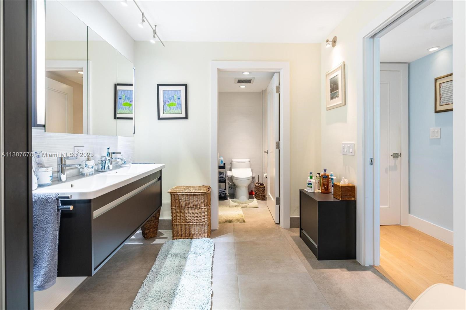 615 Ocean Dr Unit: 3A