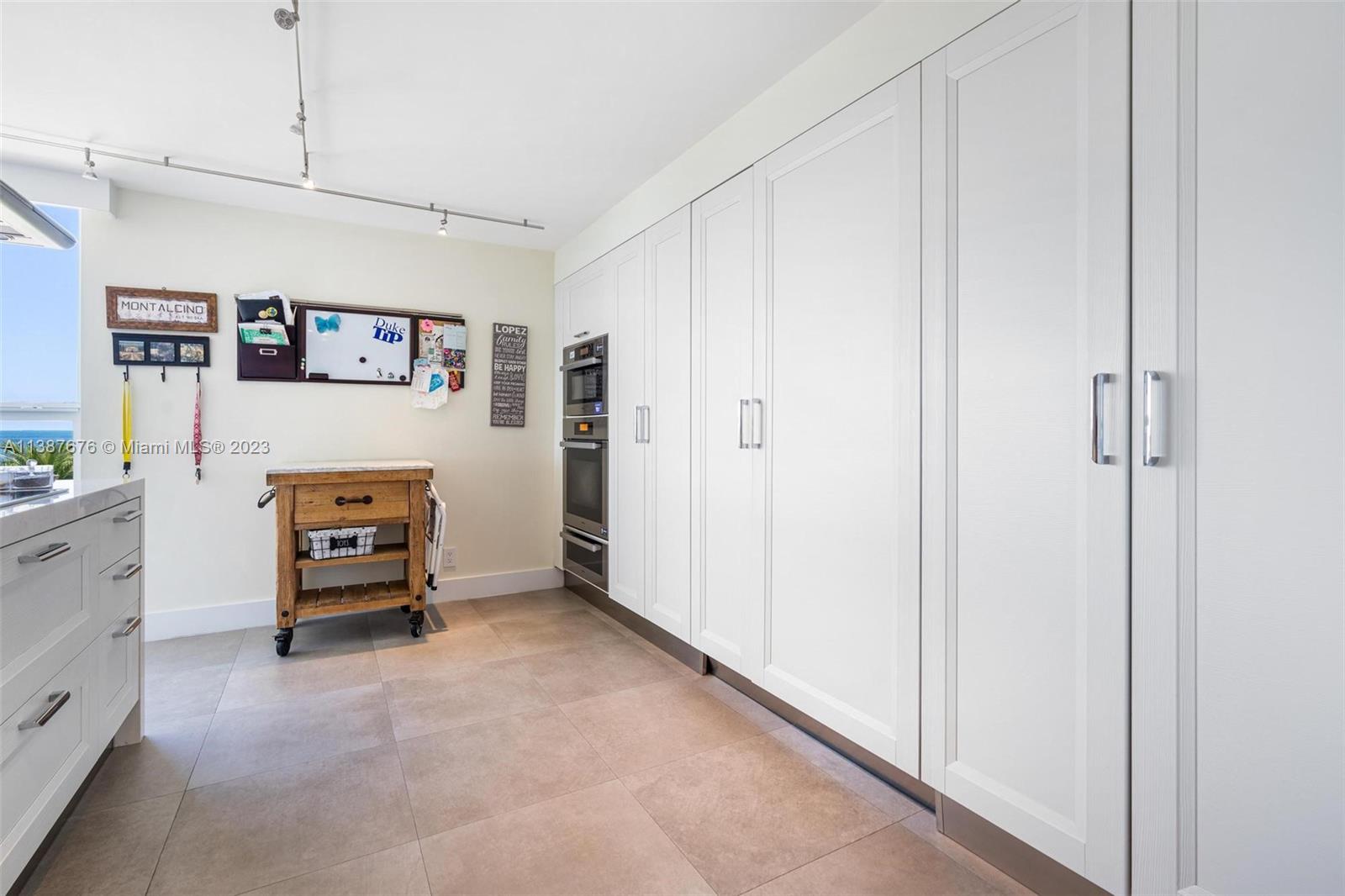 615 Ocean Dr Unit: 3A