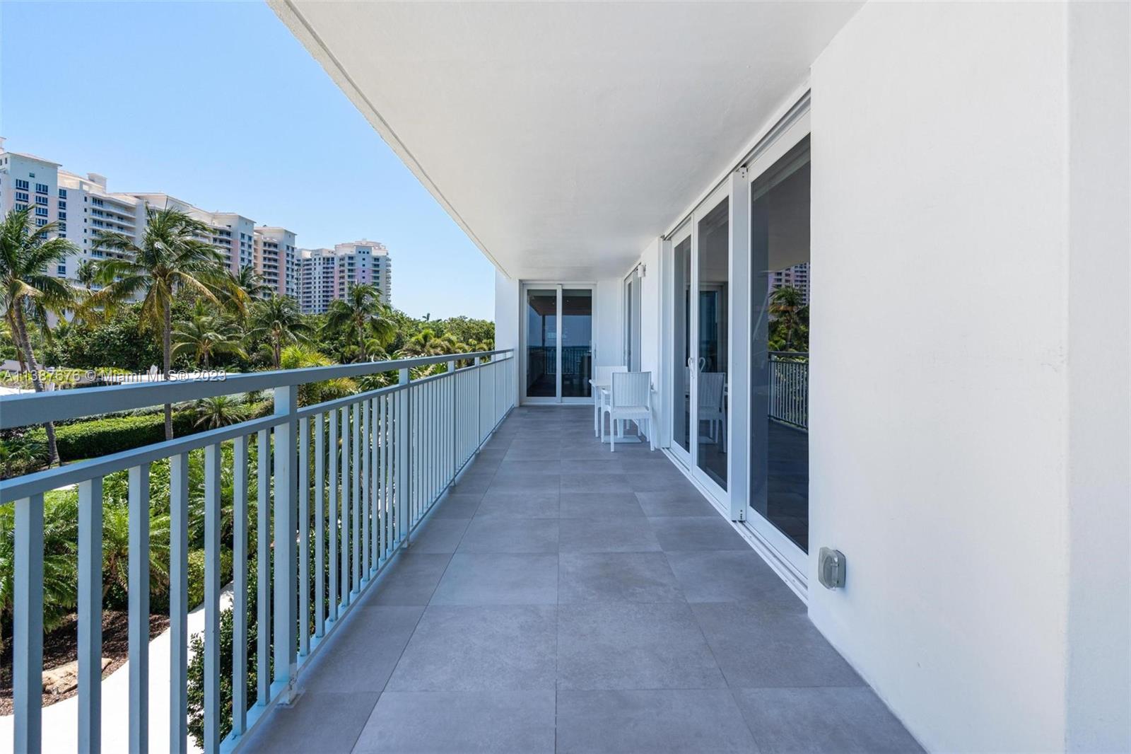 615 Ocean Dr Unit: 3A