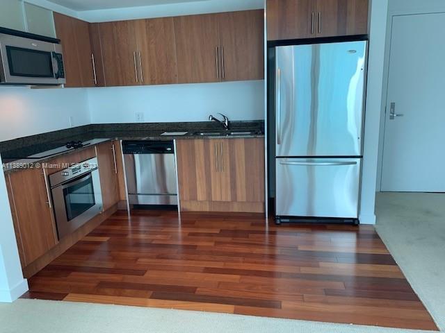 300 S Biscayne Blvd Unit: T-3309