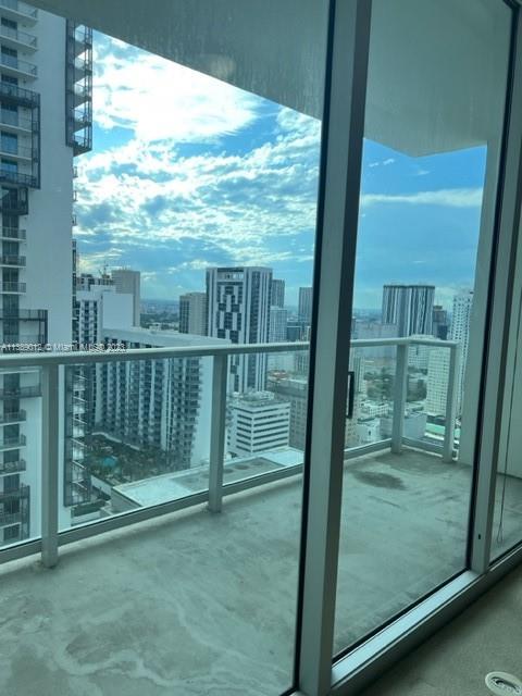 300 S Biscayne Blvd Unit: T-3309