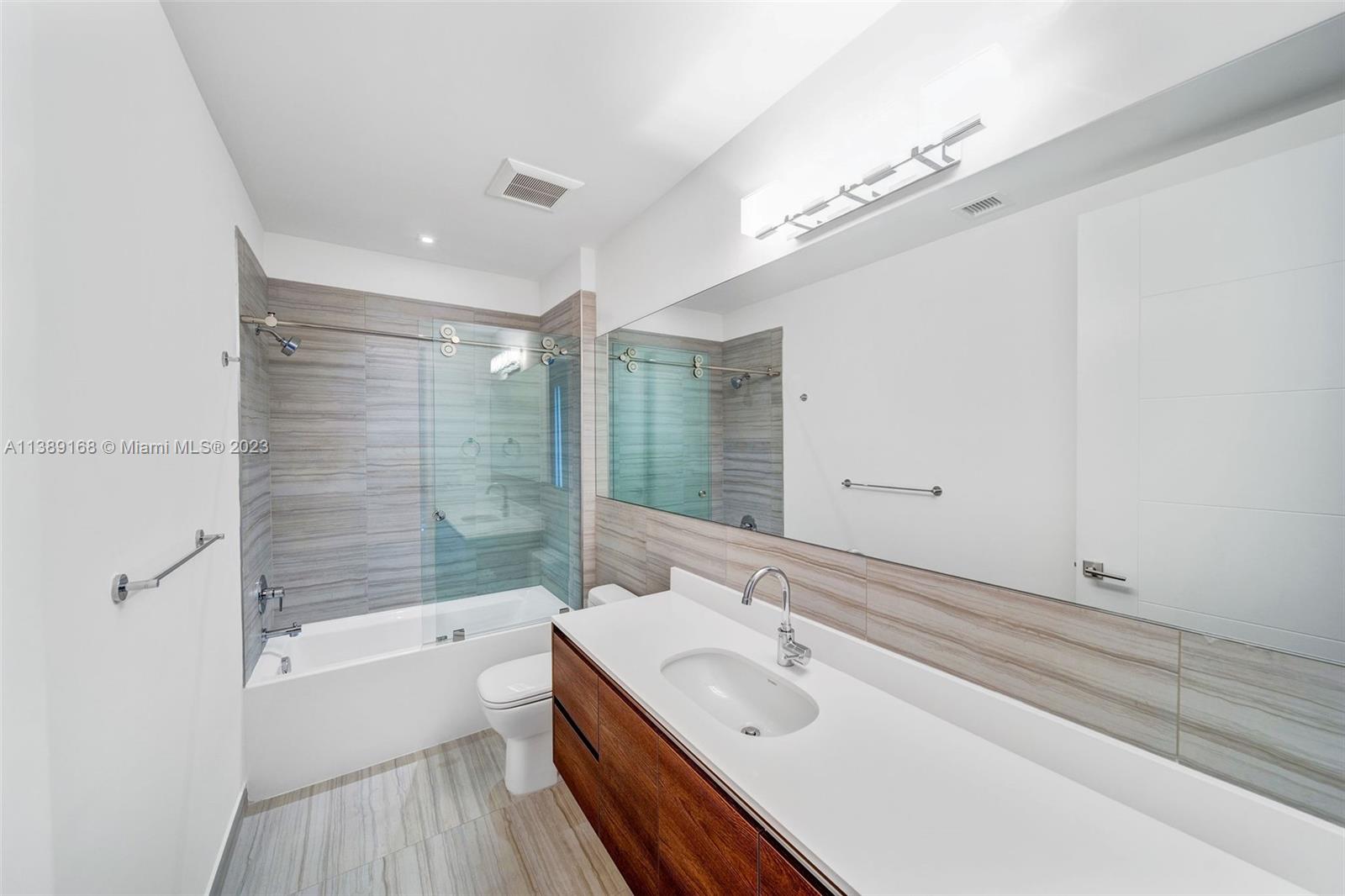301 Altara Ave Unit: 411