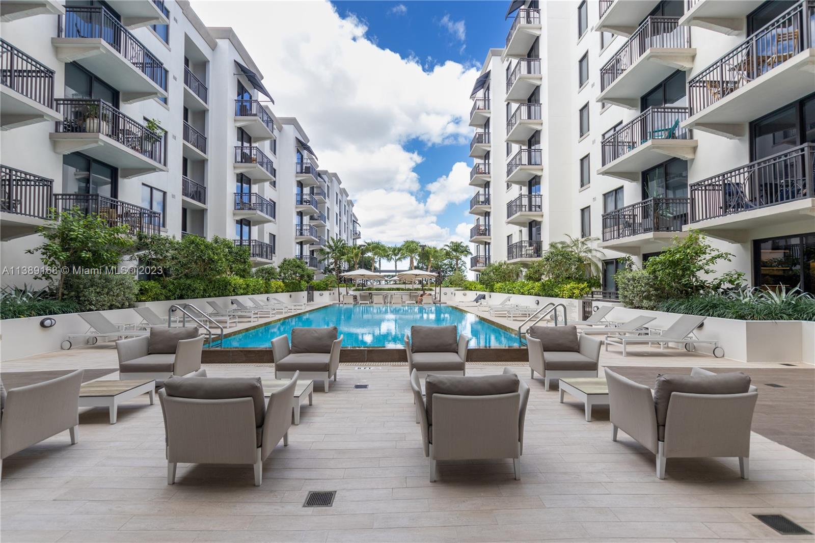 301 Altara Ave Unit: 411