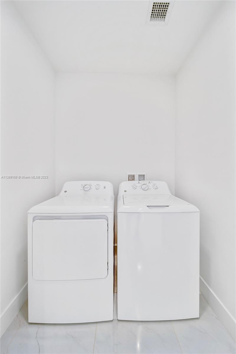 301 Altara Ave Unit: 411