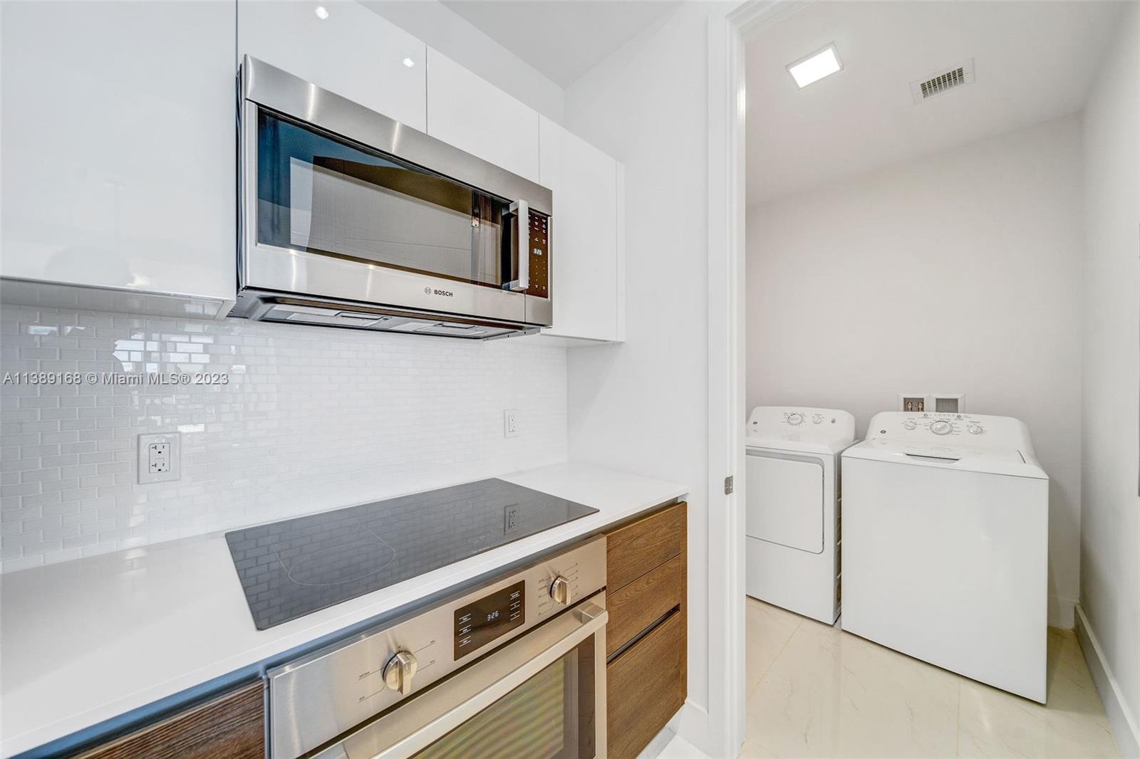 301 Altara Ave Unit: 411