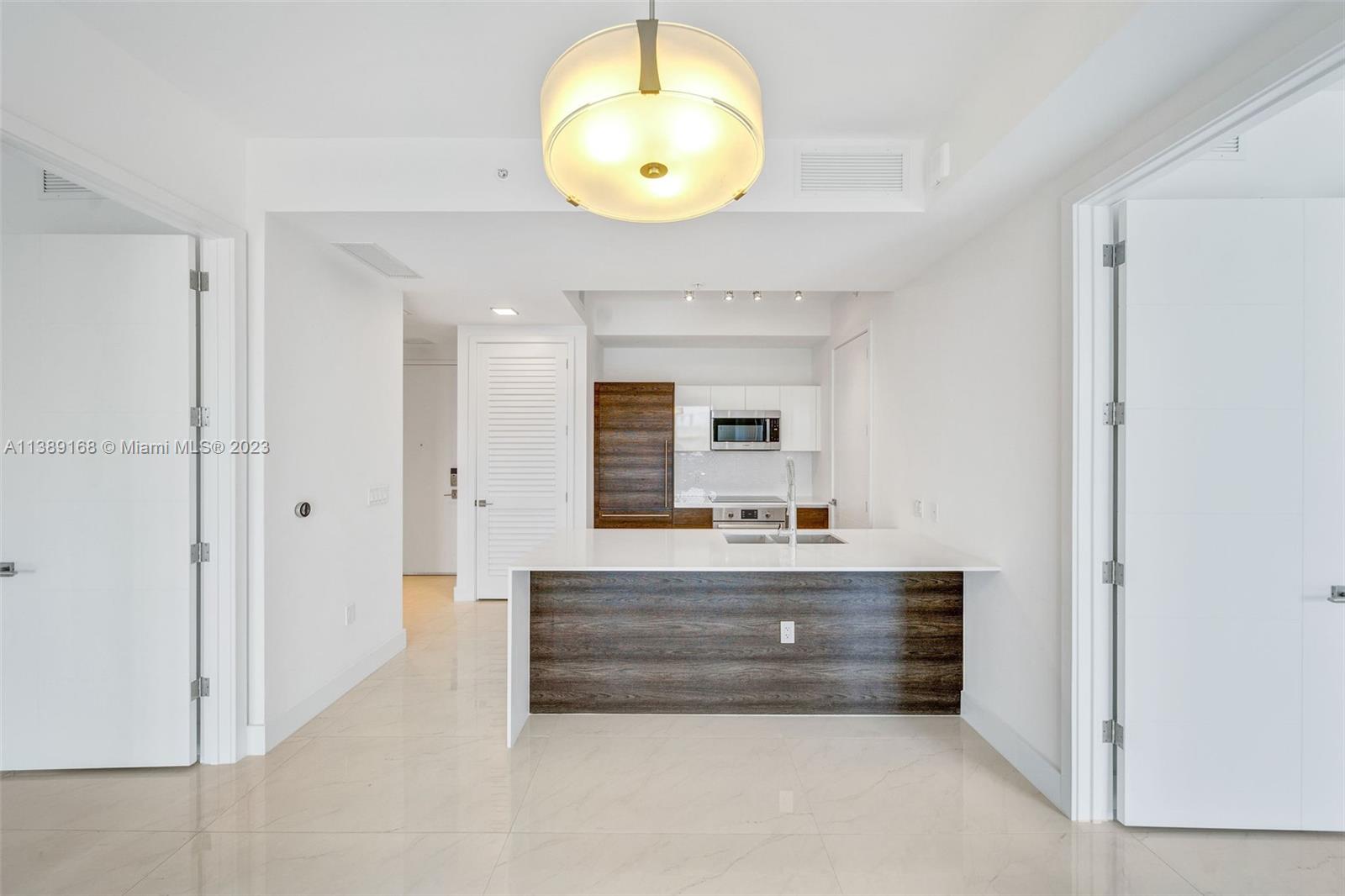 301 Altara Ave Unit: 411