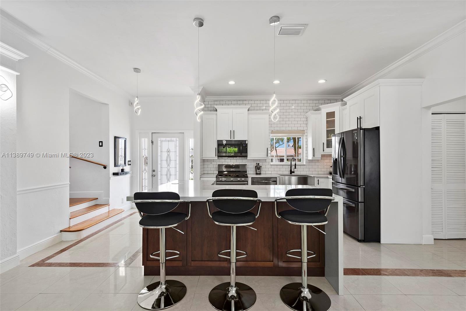 2201 SW 84 Ave
