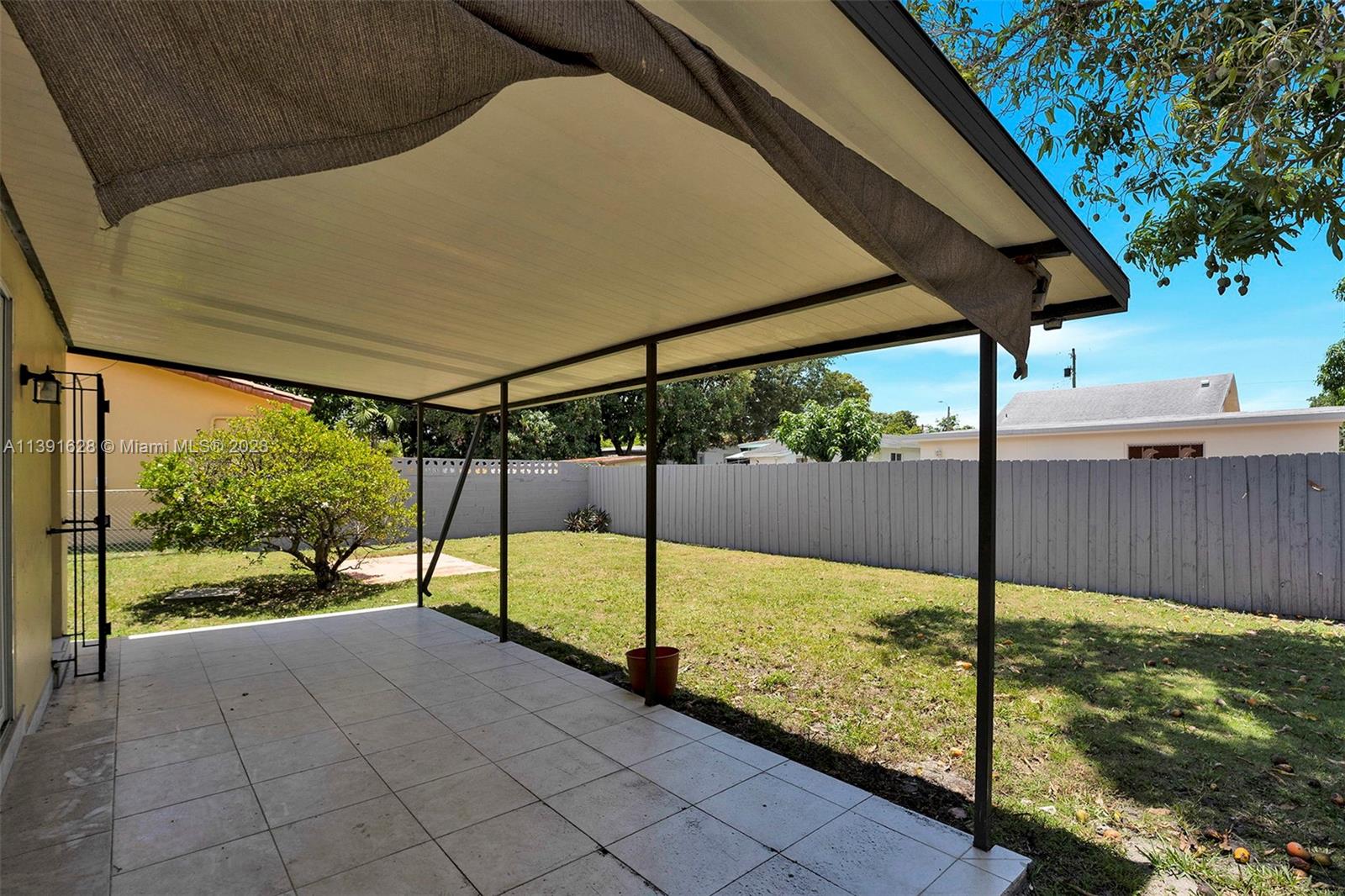 3116 SW 25th St Unit: 3116