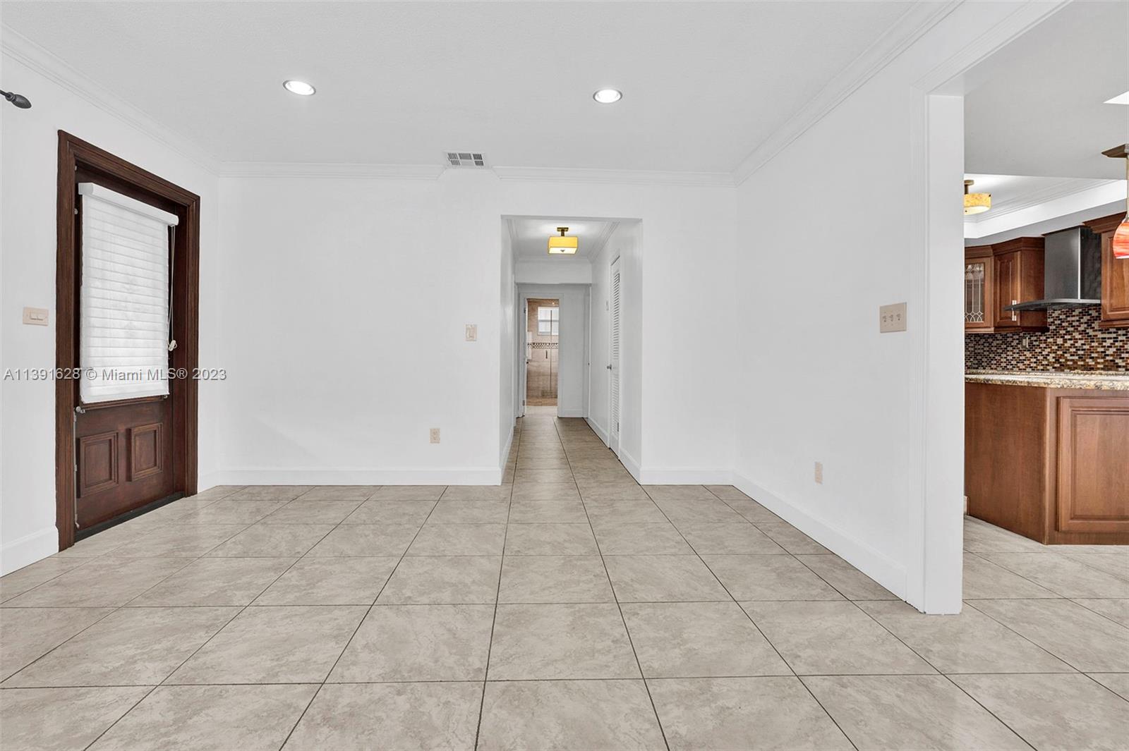 3116 SW 25th St Unit: 3116