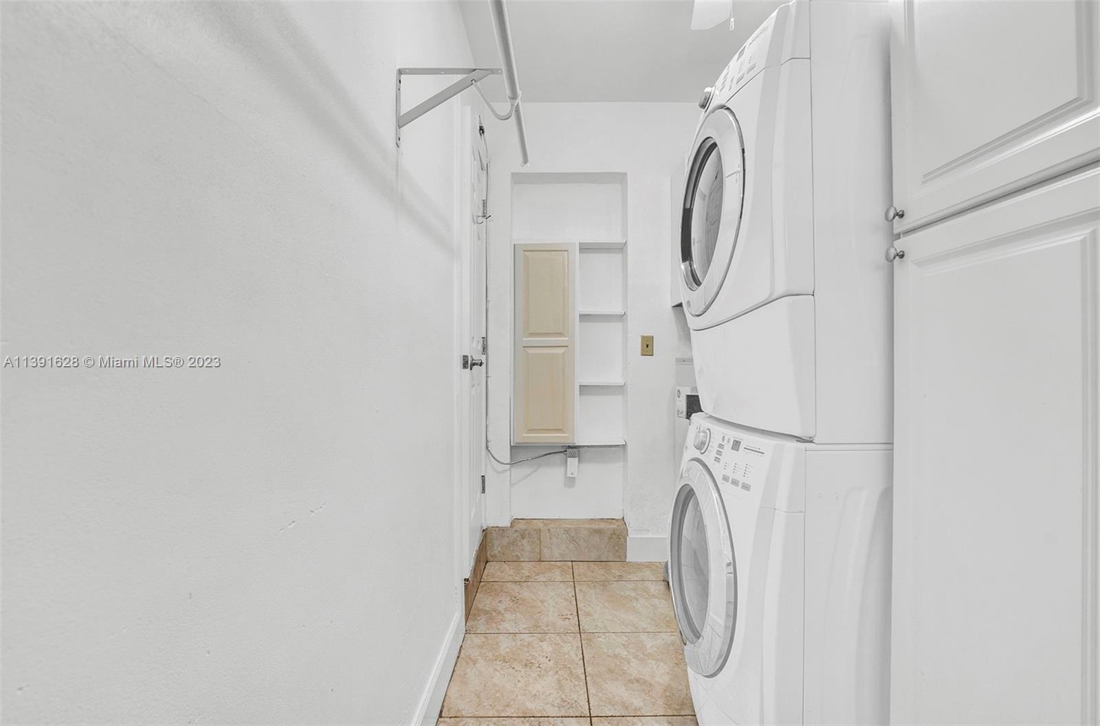 3116 SW 25th St Unit: 3116