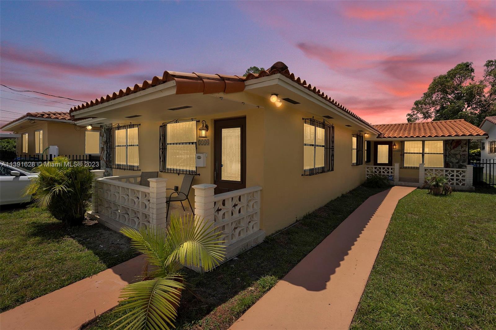 3116 SW 25th St Unit: 3116