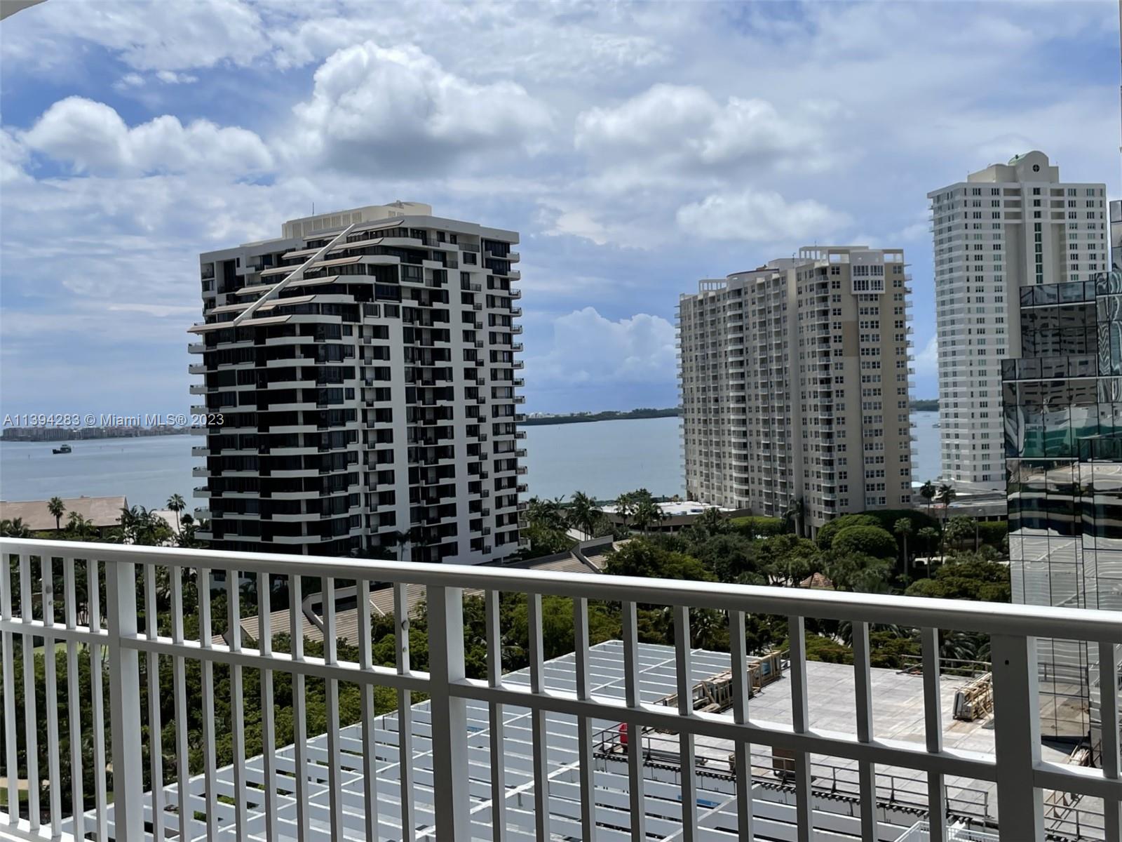 701 Brickell Key Blvd Unit: 1211