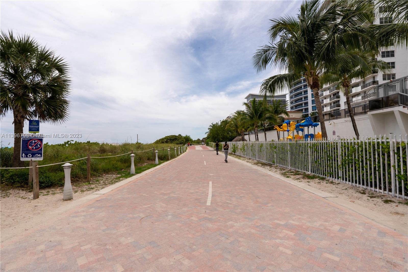 6039 Collins Ave Unit: 817