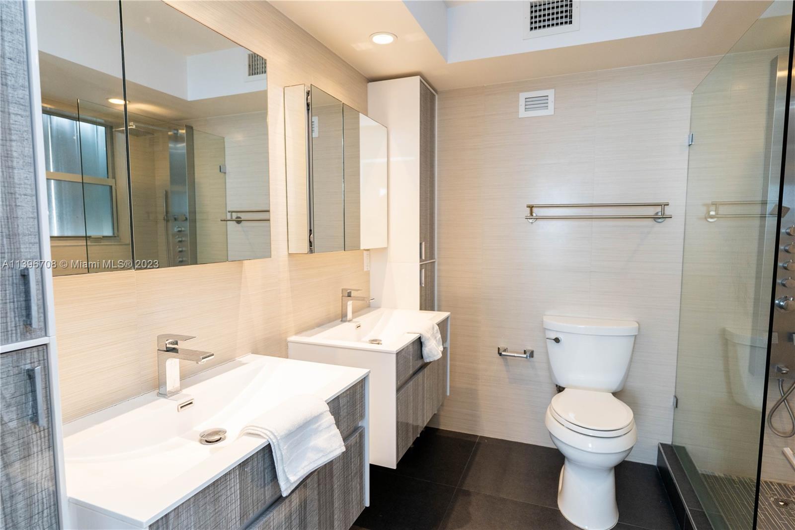 6039 Collins Ave Unit: 817