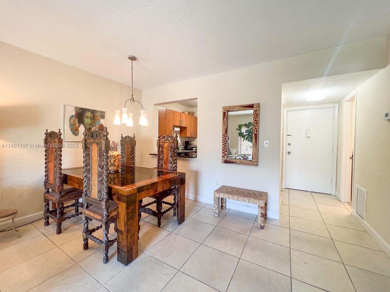 7401 SW 82 St Unit: 307S